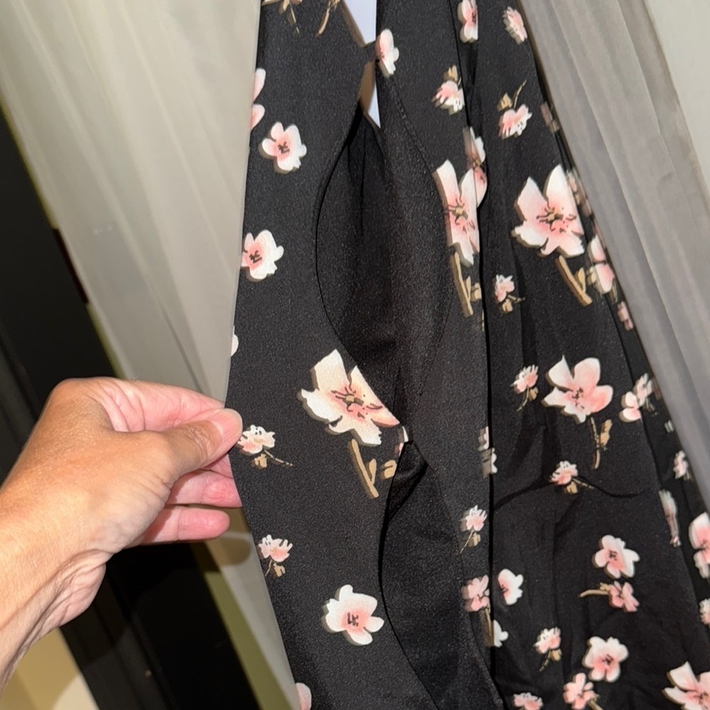 Philosophy Black and Pink Floral Dress - Picture 4 of 12